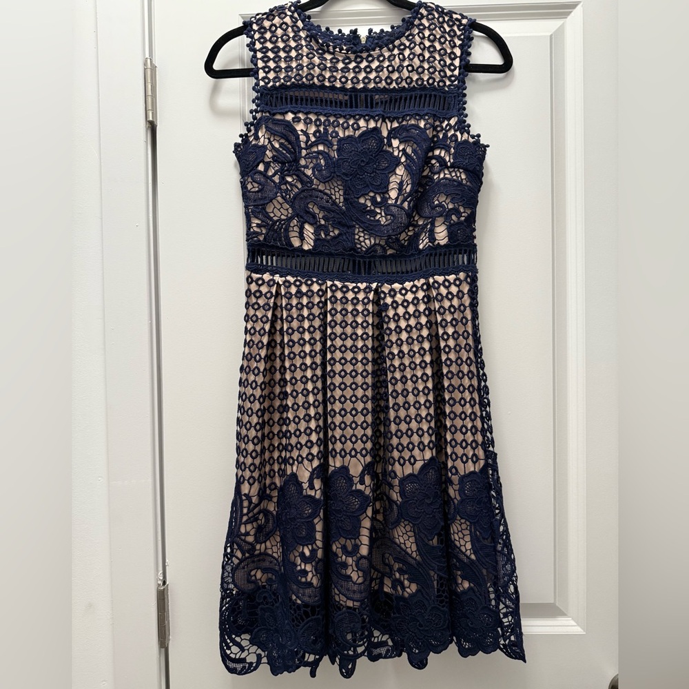 Elegant Navy Lace Aqua Bloomingdales Dress